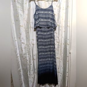 Soft long ombre print blue & white maxi dress size large NWOT
